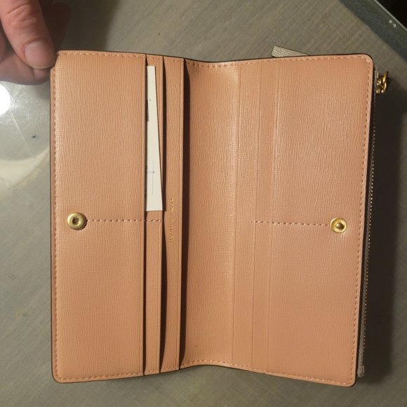 *SOLD* New with tags Tory Burch ROBINSON ZIP SLIM WALLE - Picture 9 of 16